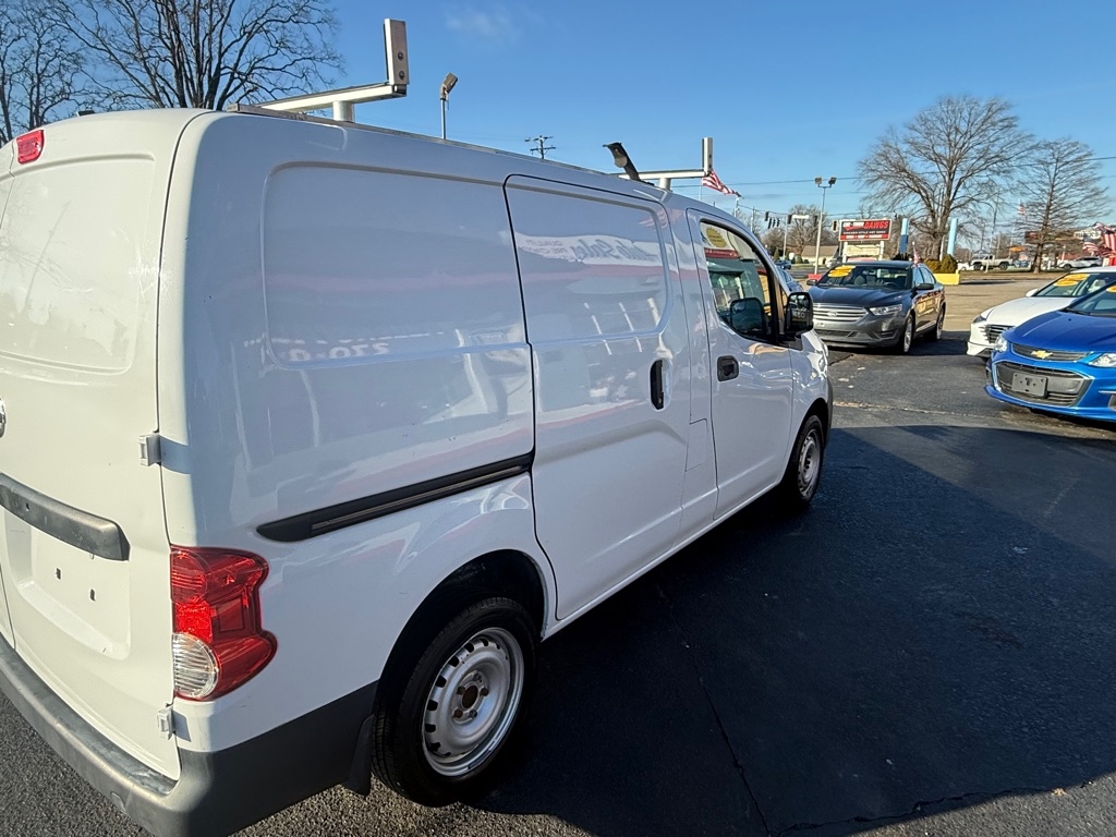 Nissan NV200  2019