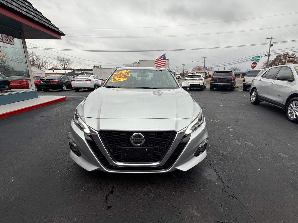 Nissan Altima  2019