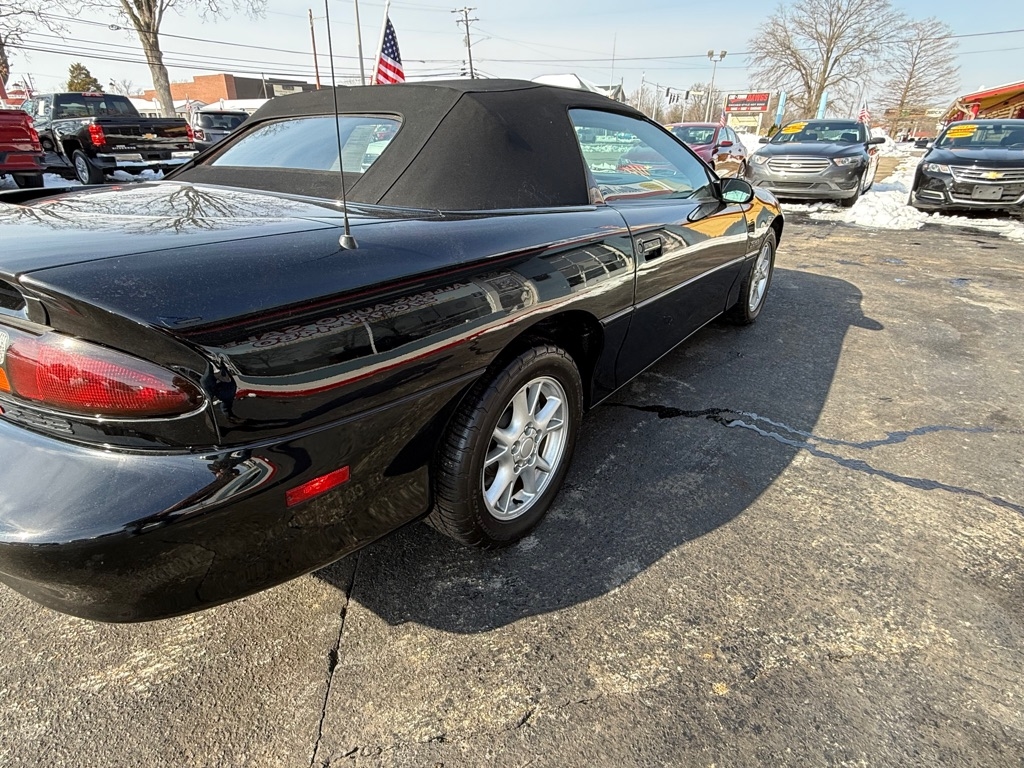 Chevrolet Camaro  1999