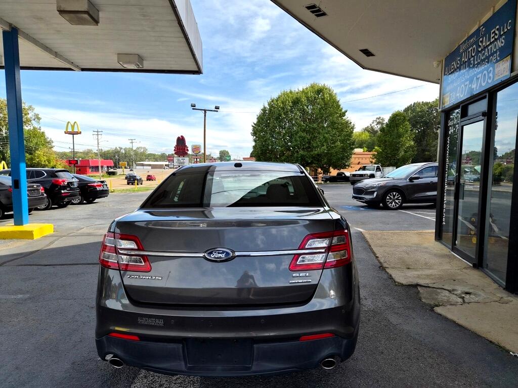 Ford Taurus  2015