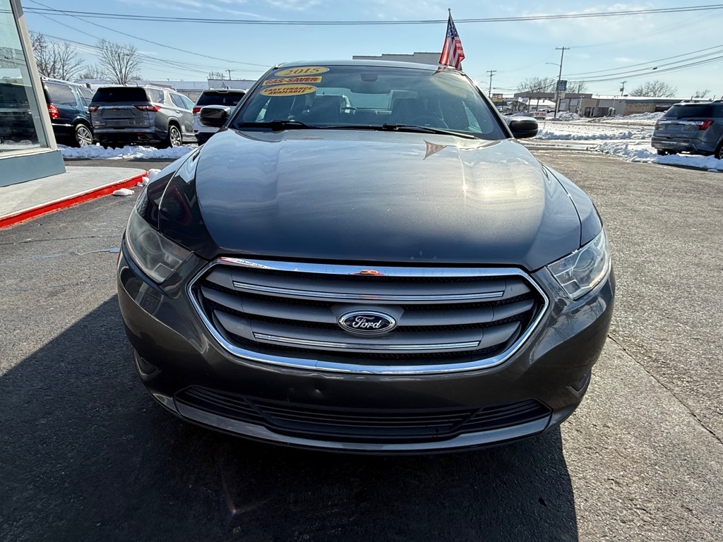 Ford Taurus  2015