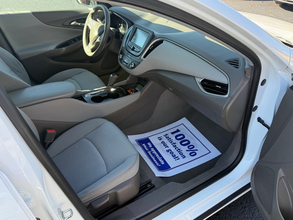 Chevrolet Malibu 1FL 2018 Chevrolet Malibu 1FL 2018