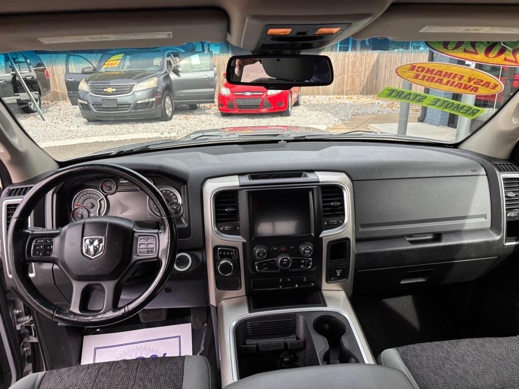 RAM 1500 Classic Tradesman Crew Cab LWB 2WD 2020