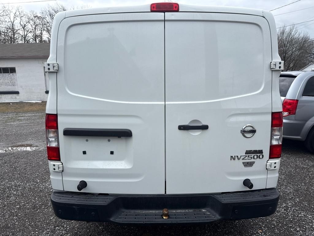 Nissan NV Cargo 2500 HD S V6 2019