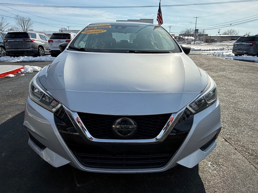 Nissan Versa S CVT 2020