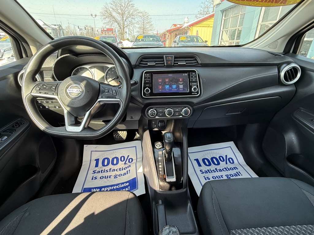 Nissan Versa S CVT 2020