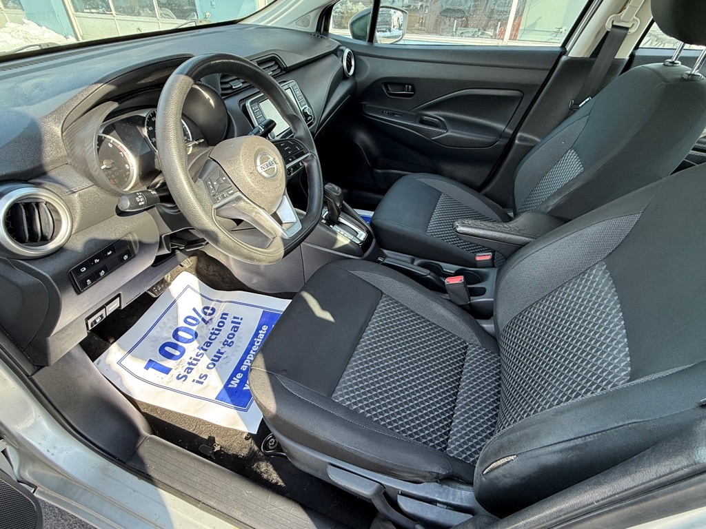 Nissan Versa S CVT 2020