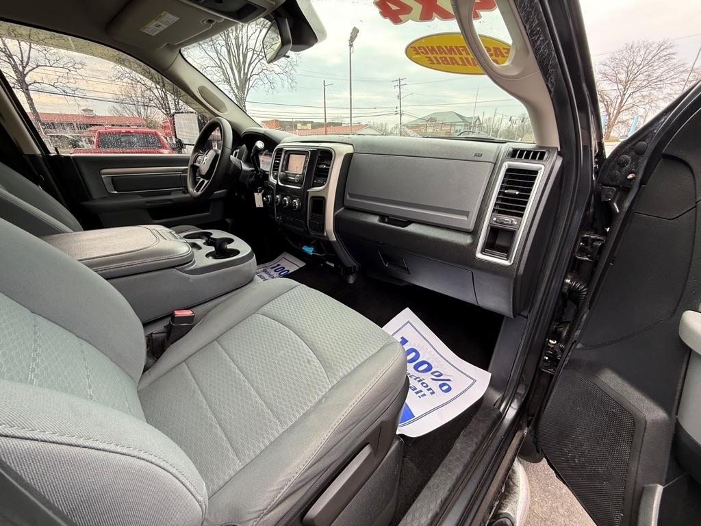 RAM 2500 SLT Crew Cab SWB 4WD 2014