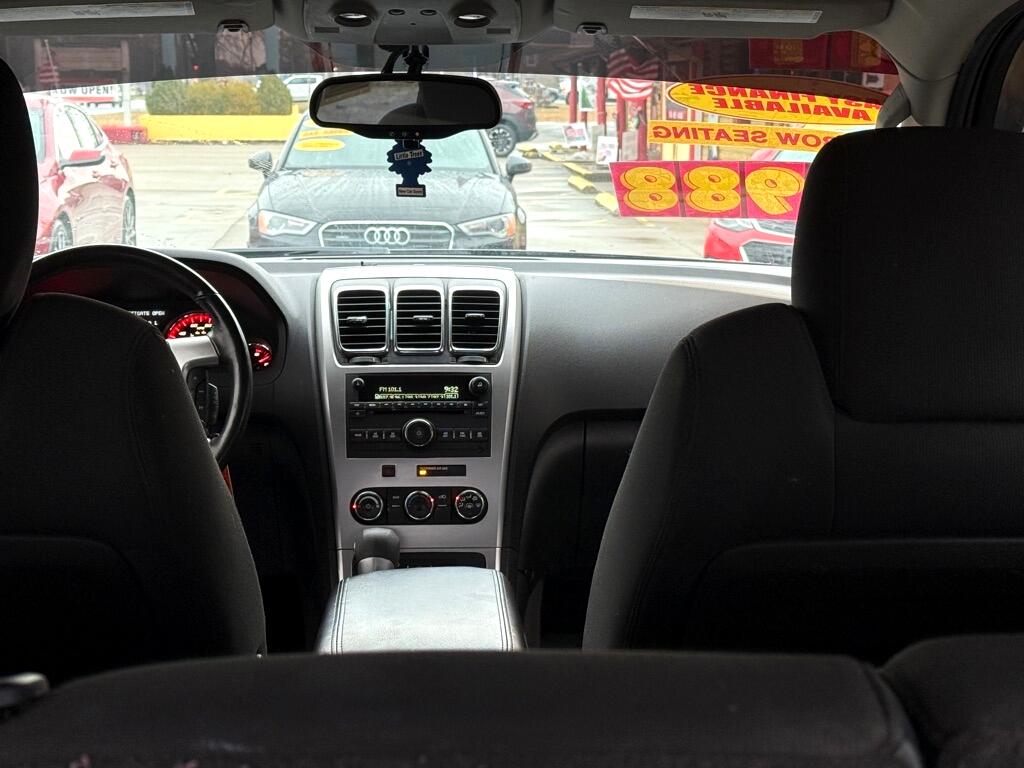 GMC Acadia SLE-1 FWD 2011