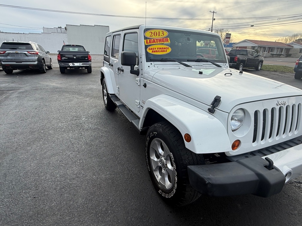Jeep Wrangler Unlimited Sahara 4WD 2013