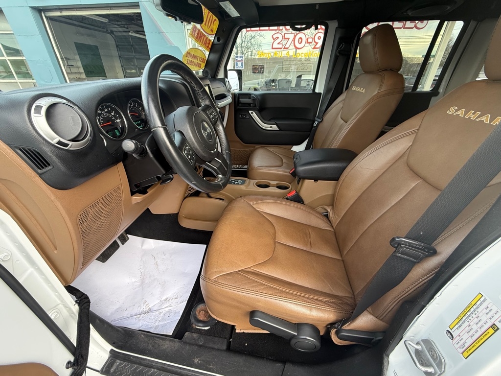 Jeep Wrangler Unlimited Sahara 4WD 2013