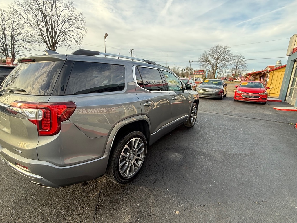 GMC Acadia Denali AWD 2021