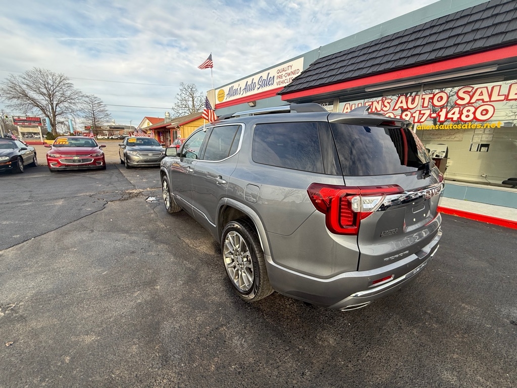 GMC Acadia Denali AWD 2021