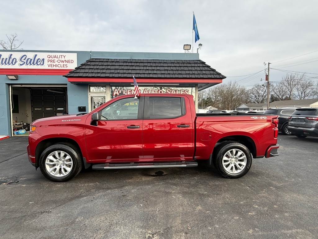 2020 Chevrolet Silverado 1500 Custom Crew Cab Long Box 4WD