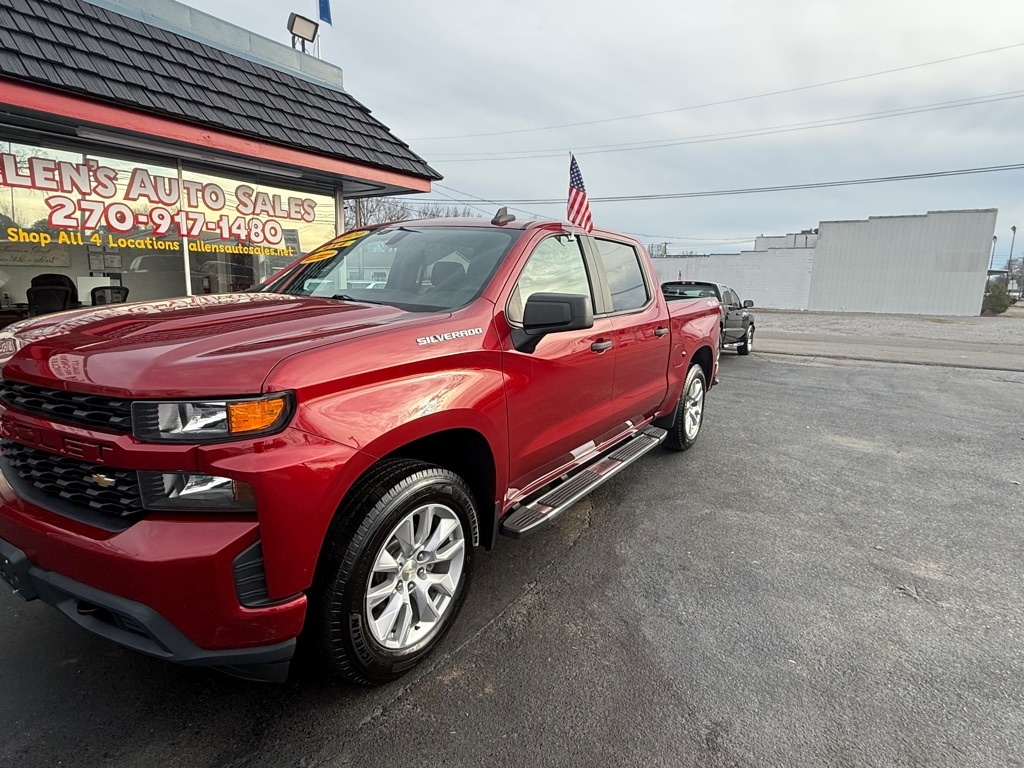 Chevrolet Silverado 1500 Custom Crew Cab Long Box 4WD 2020