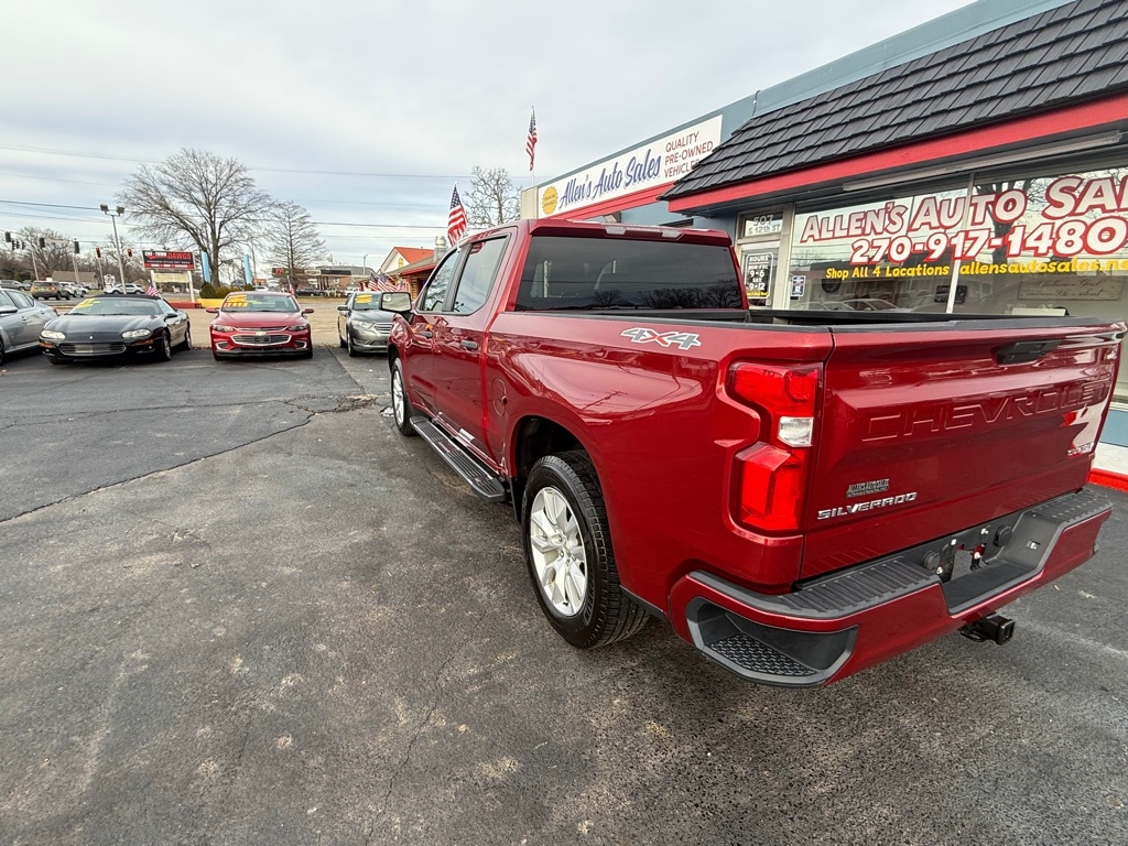 Chevrolet Silverado 1500 Custom Crew Cab Long Box 4WD 2020