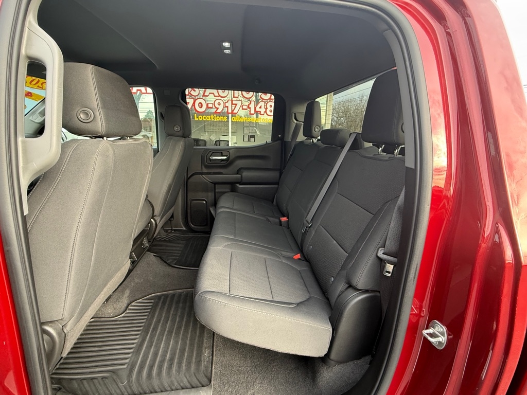 Chevrolet Silverado 1500 Custom Crew Cab Long Box 4WD 2020