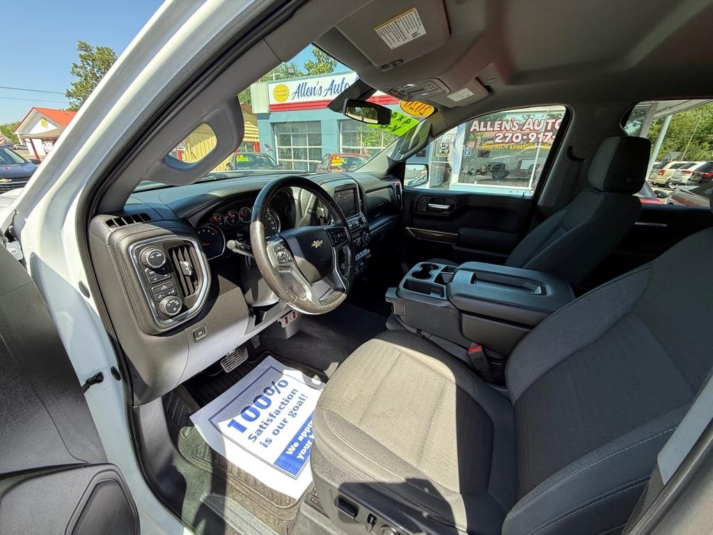 Chevrolet Silverado 1500 LT Crew Cab 4WD 2020