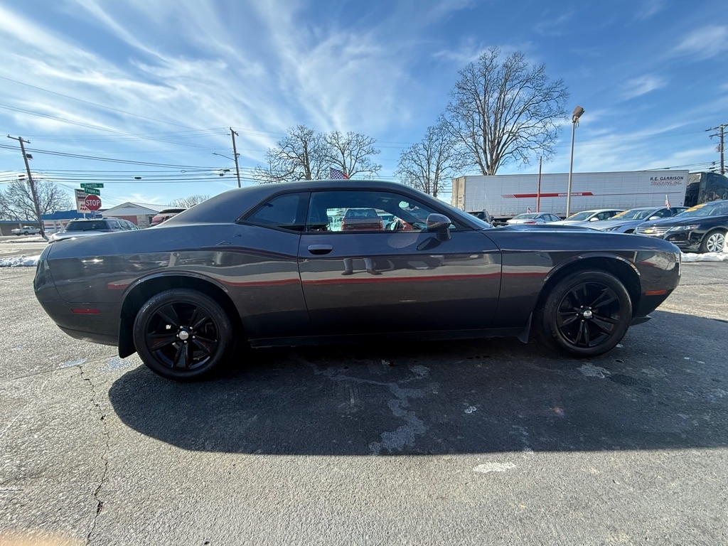 Dodge Challenger SXT 2020