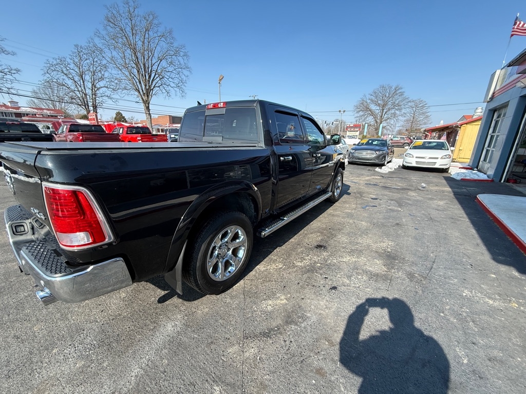 RAM 1500 Laramie Crew Cab SWB 4WD 2018