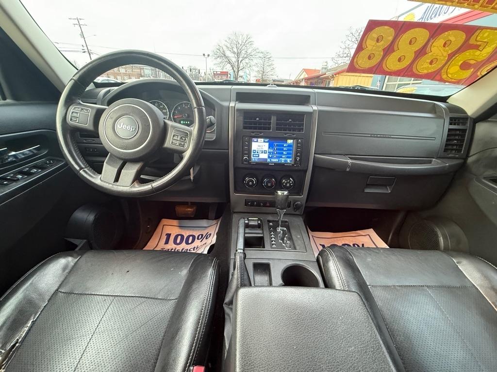 Jeep Liberty Sport 4WD 2012