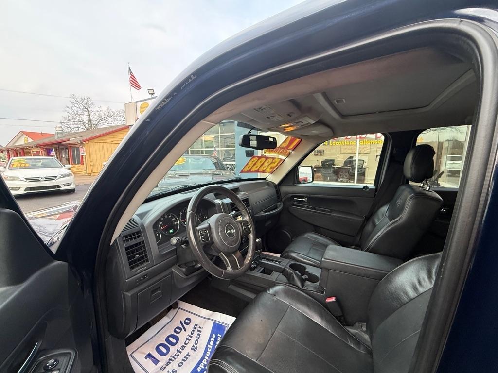 Jeep Liberty Sport 4WD 2012