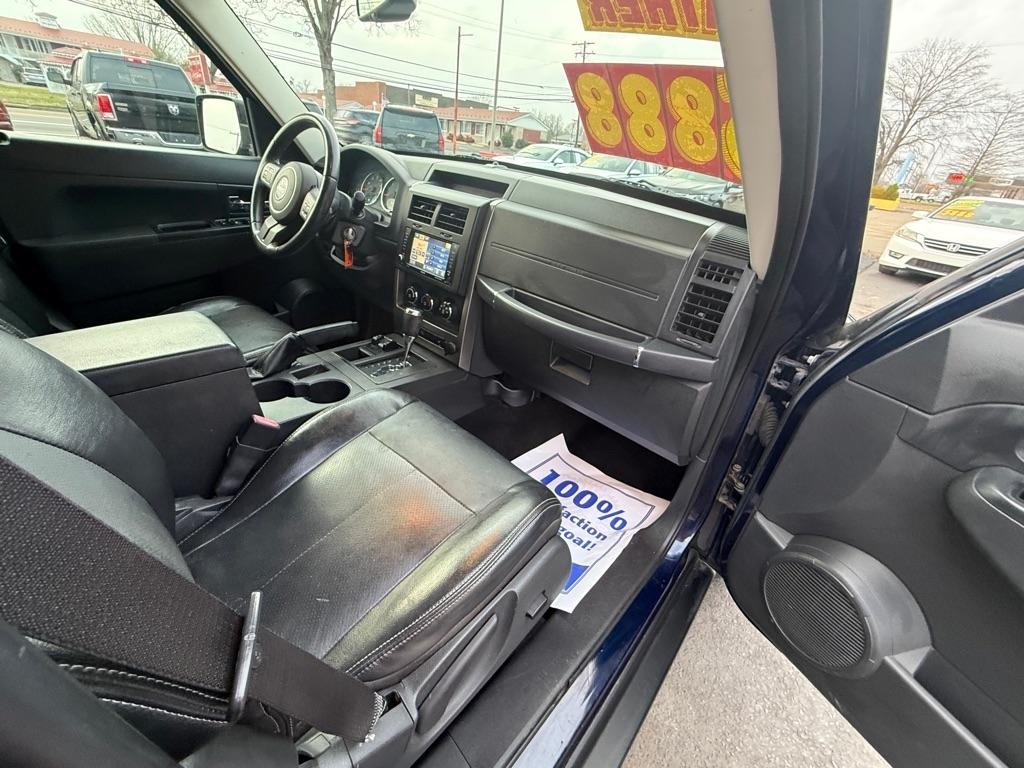 Jeep Liberty Sport 4WD 2012