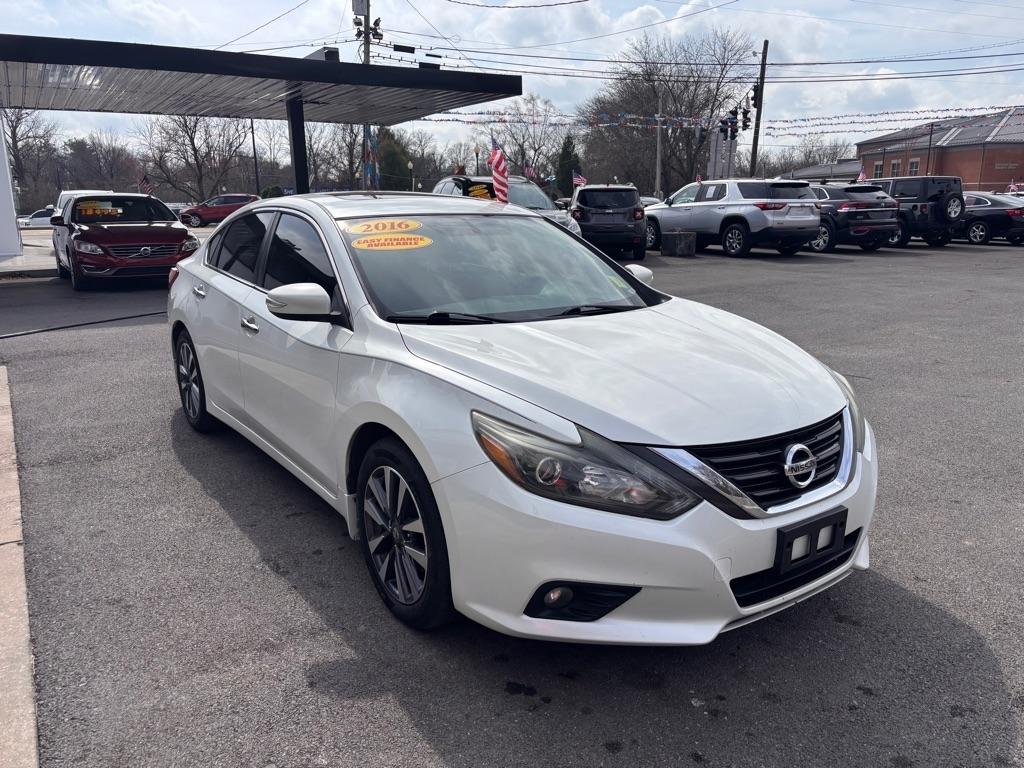 Nissan Altima 2.5 SR 2016
