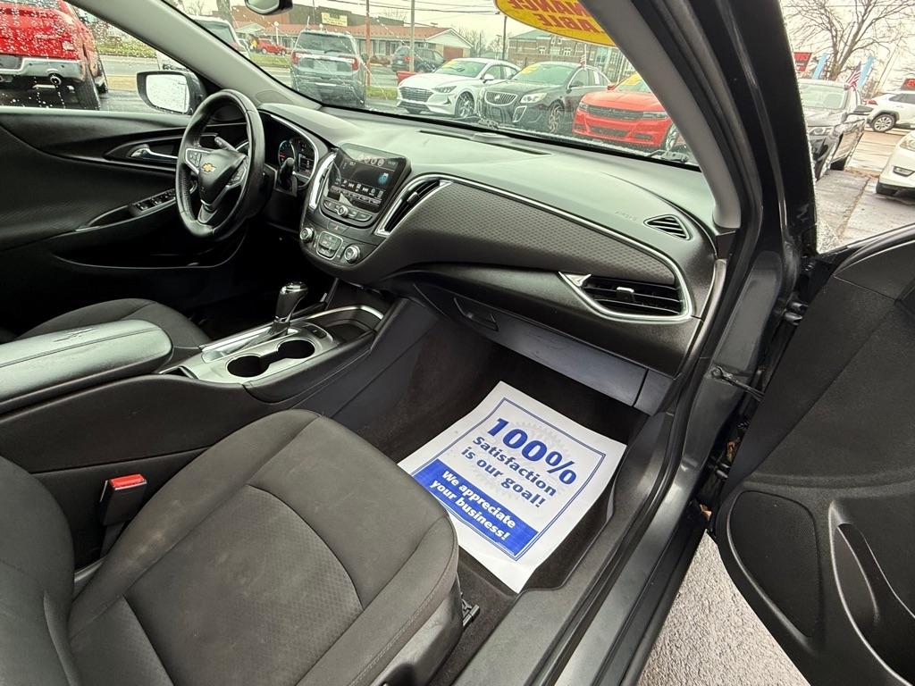 Chevrolet Malibu 1LT 2017