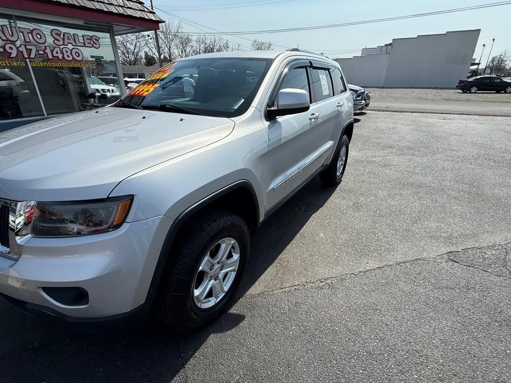 Jeep Grand Cherokee Laredo 4WD 2012