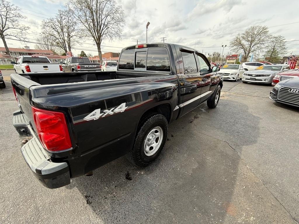Dodge Dakota ST Quad Cab 4WD 2006