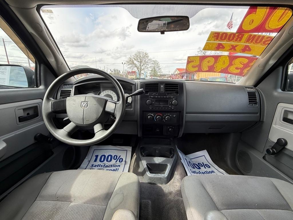 Dodge Dakota ST Quad Cab 4WD 2006