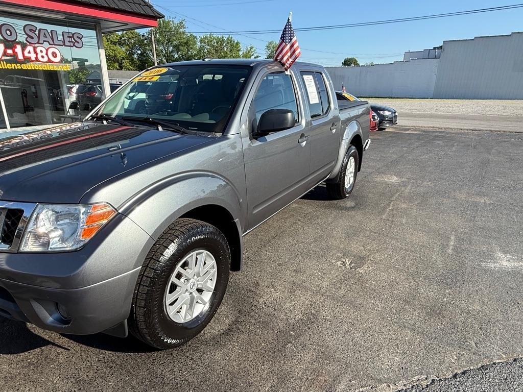 Nissan Frontier SL Crew Cab 5AT 4WD 2016