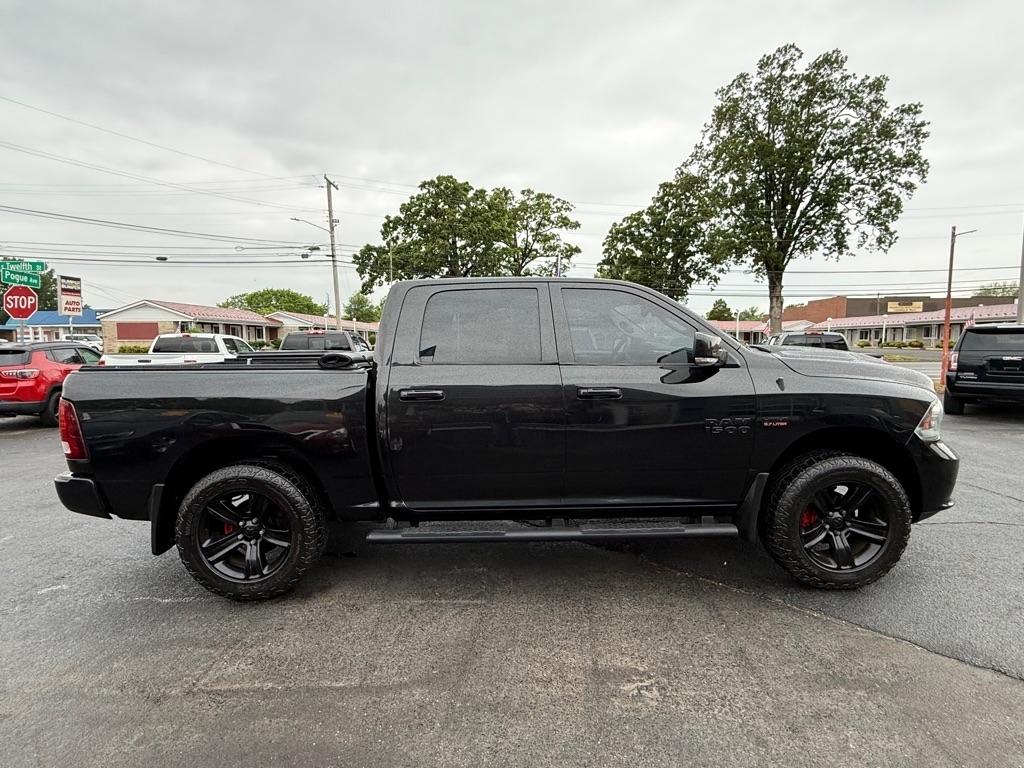 RAM 1500 Sport Crew Cab SWB 4WD 2016