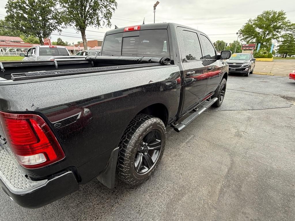 RAM 1500 Sport Crew Cab SWB 4WD 2016