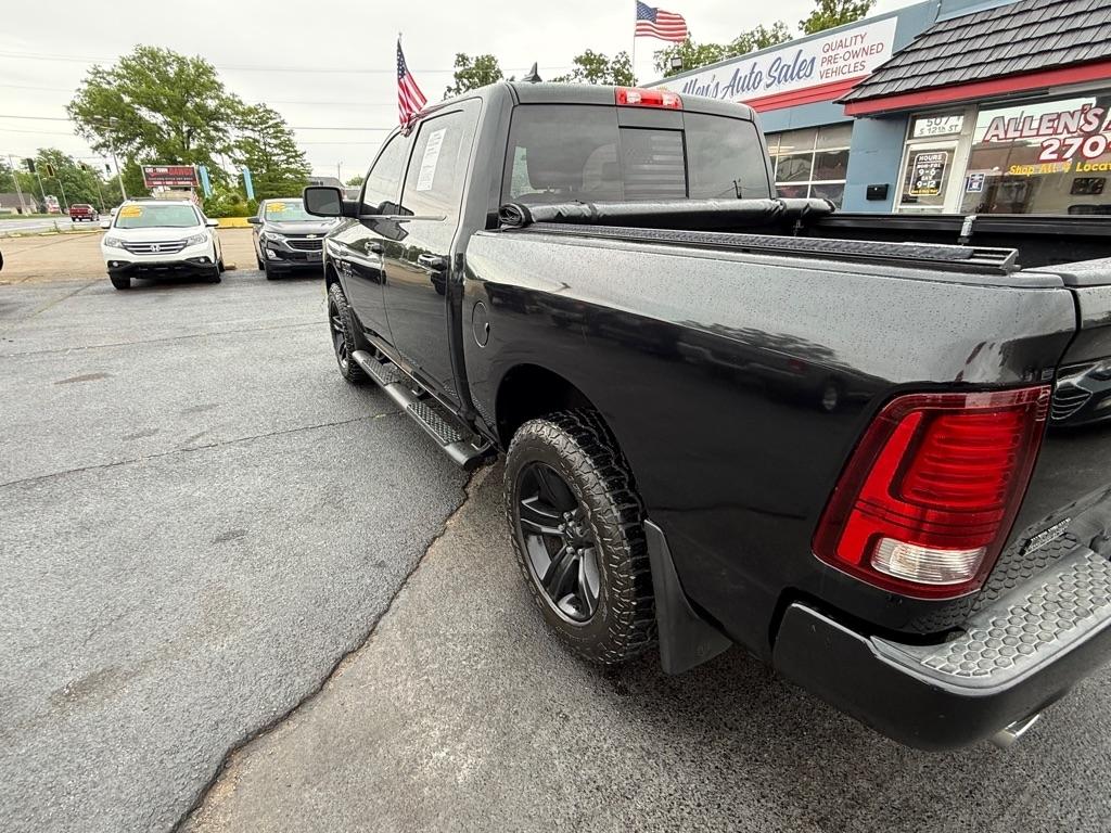 RAM 1500 Sport Crew Cab SWB 4WD 2016