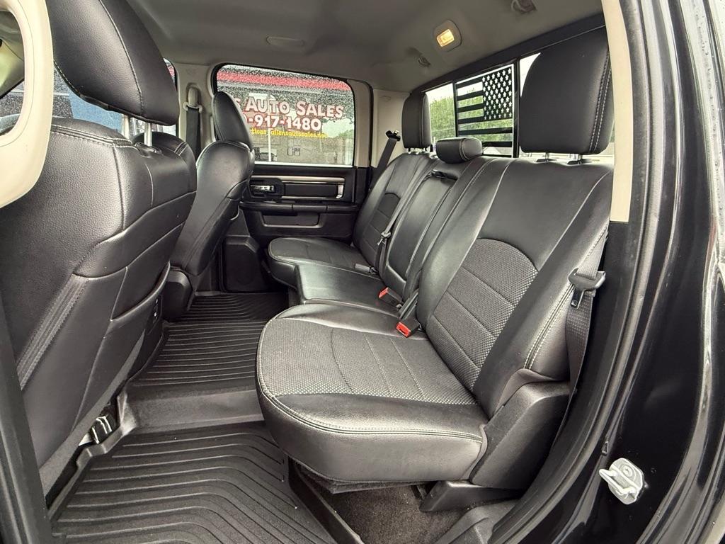 RAM 1500 Sport Crew Cab SWB 4WD 2016