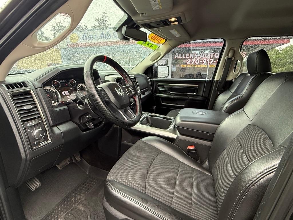 RAM 1500 Sport Crew Cab SWB 4WD 2016
