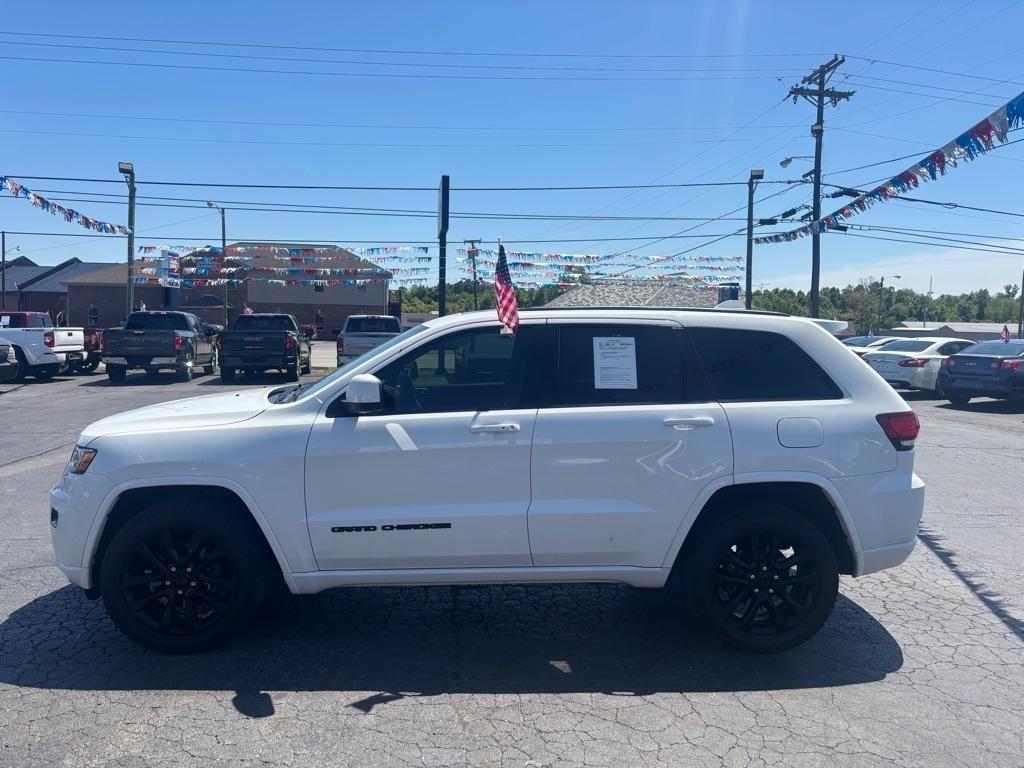 2020 Jeep Grand Cherokee Laredo 4WD