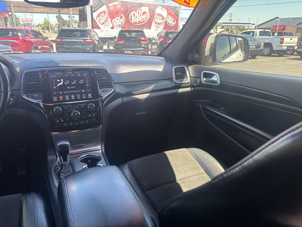Jeep Grand Cherokee Laredo 4WD 2020