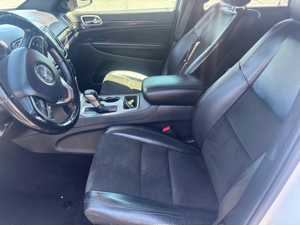 Jeep Grand Cherokee Laredo 4WD 2020