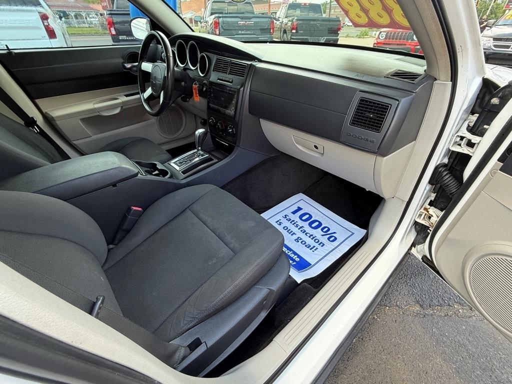 Dodge Charger SE 2007