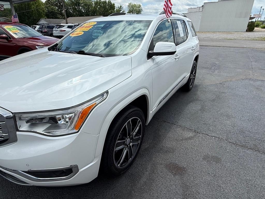 GMC Acadia Denali 2017