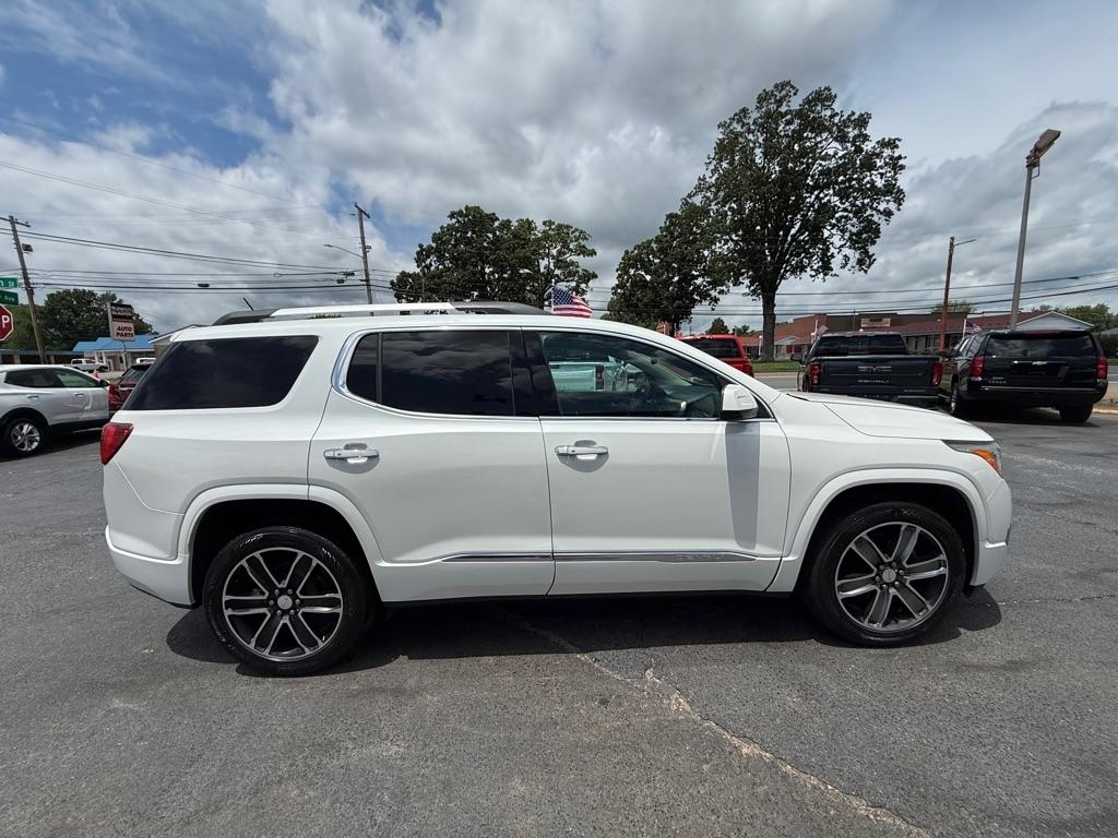 GMC Acadia Denali 2017