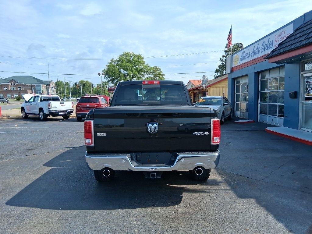 RAM 1500 Laramie Crew Cab SWB 4WD 2017