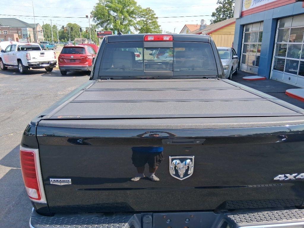 RAM 1500 Laramie Crew Cab SWB 4WD 2017