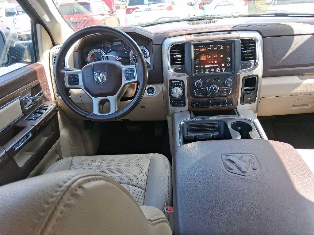 RAM 1500 Laramie Crew Cab SWB 4WD 2017