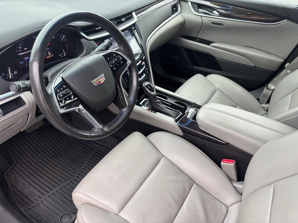 Cadillac XTS Luxury AWD 2016