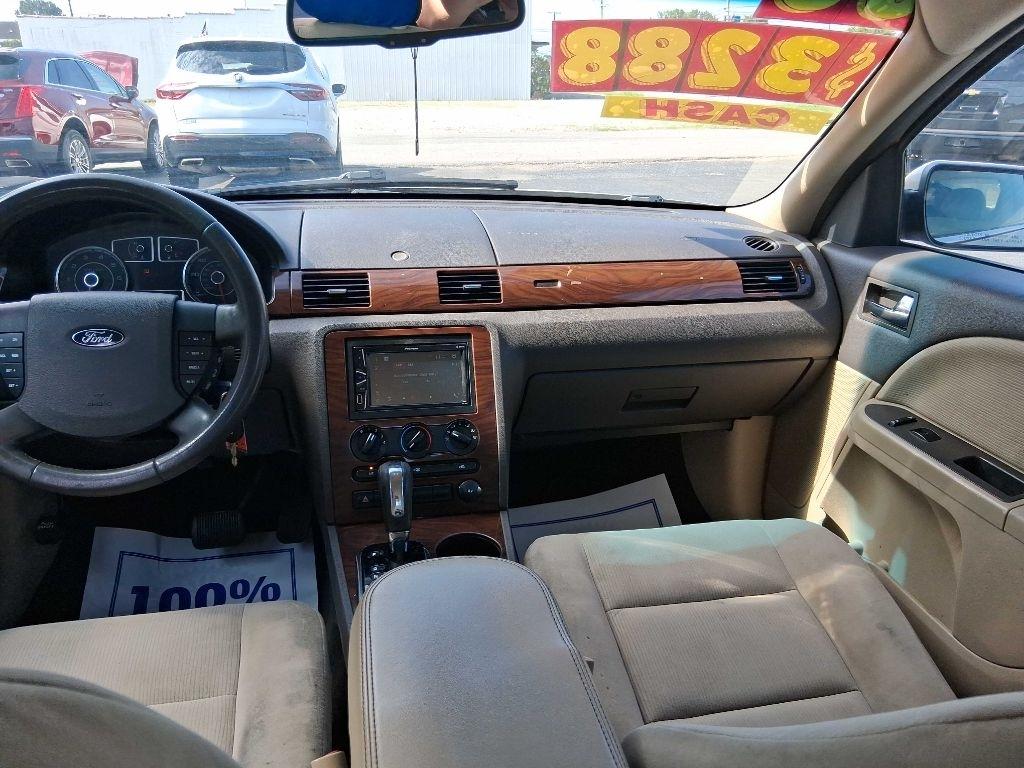 Ford Taurus SE 2007