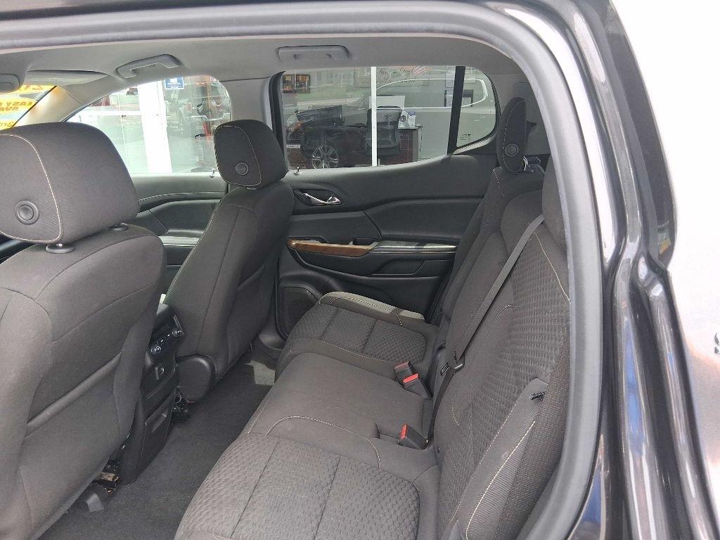 GMC Acadia SLE-1 FWD 2019